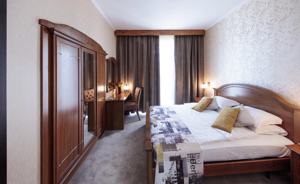 Dunav Plaza Hotel Ruse Eksteriør bilde